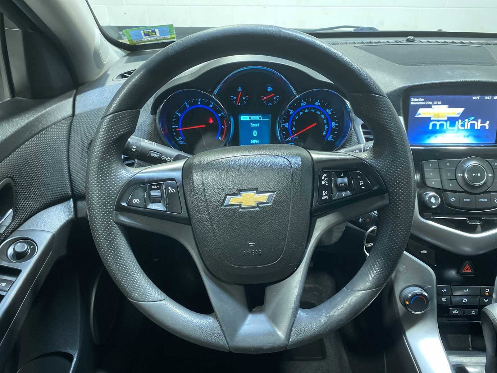 Used 2016 Chevrolet Cruze LT w/ Sun And Sound Package image 15