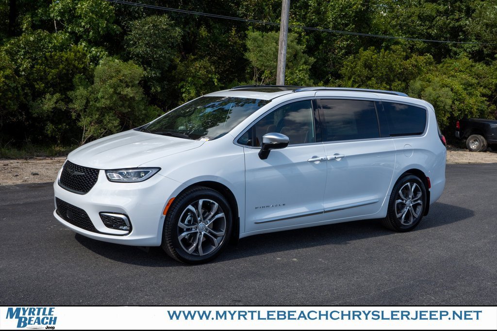 New 2026 Chrysler Pacifica Pinnacle image 2