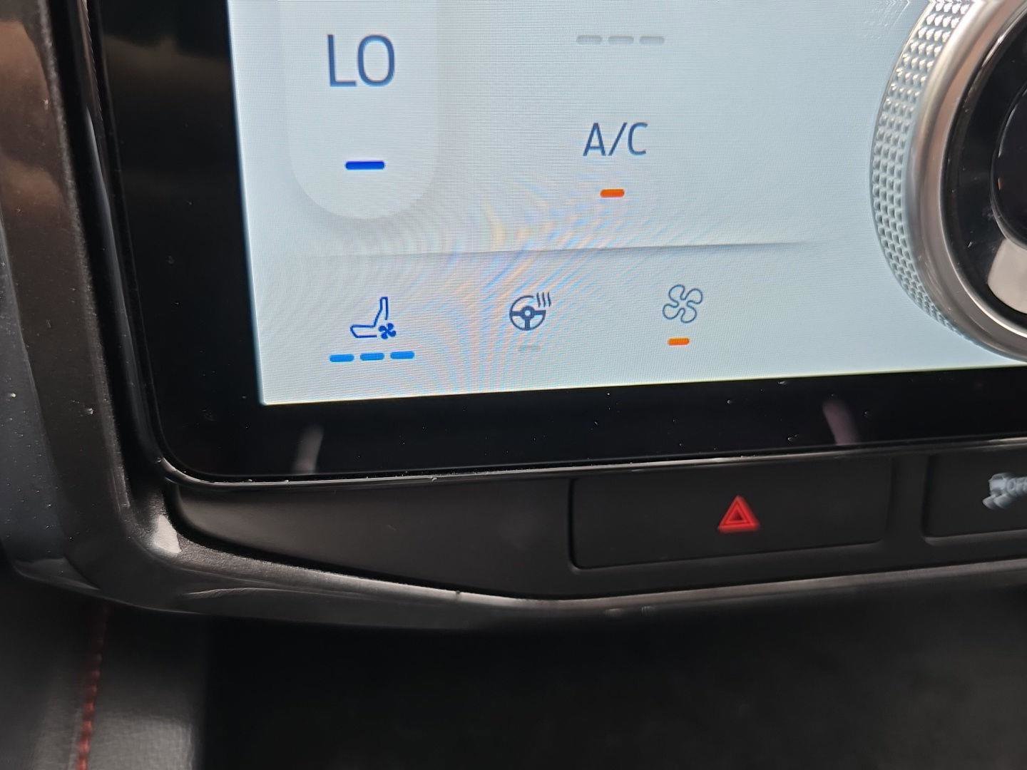 Used 2023 Ford Expedition Limited image 21