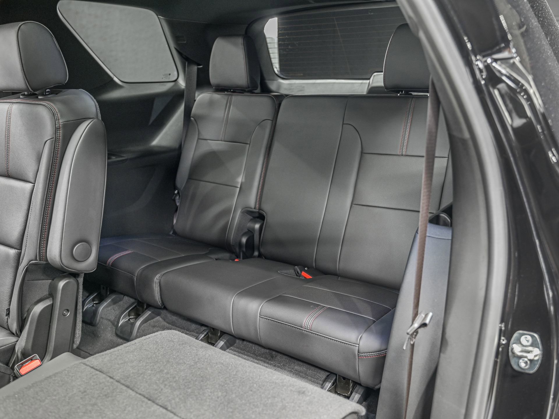 Used 2023 Chevrolet Traverse RS image 31