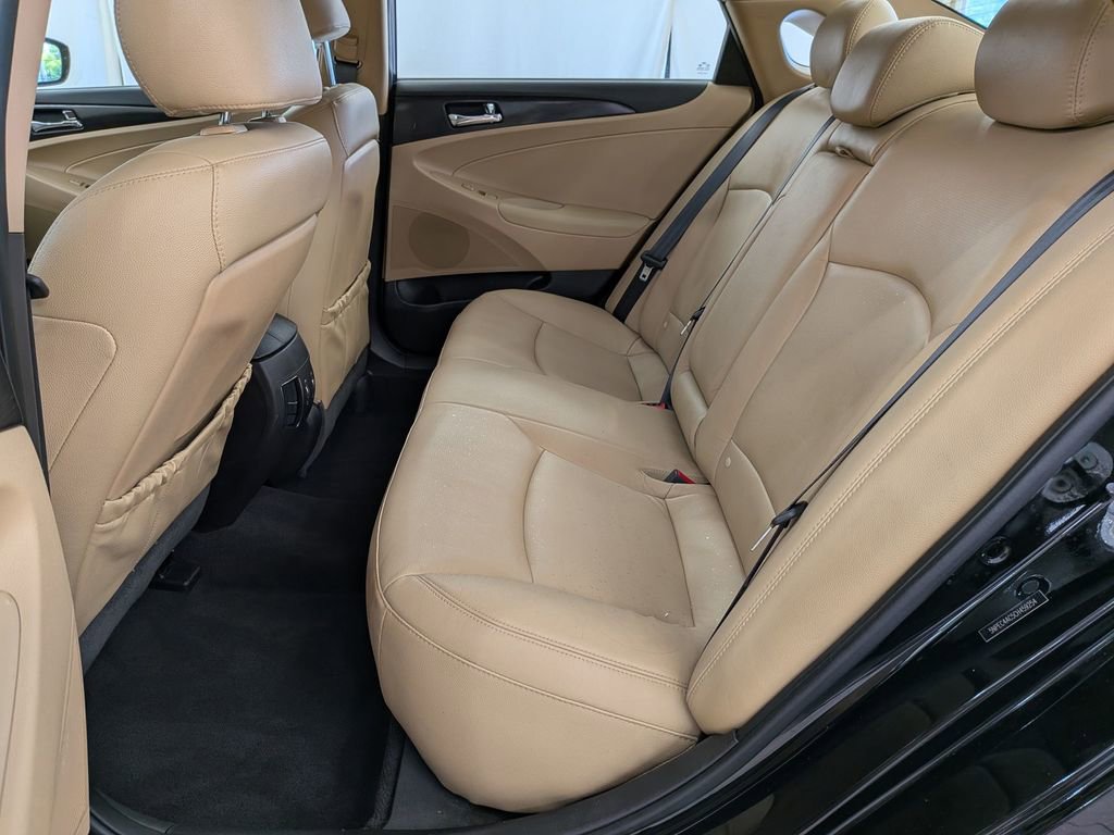 Used 2012 Hyundai Sonata Limited w/ Navigation Pkg FWD image 28