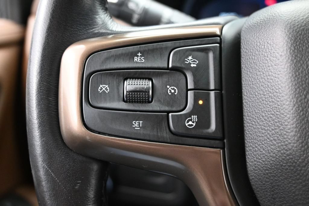 Used 2022 Chevrolet Tahoe High Country w/ Premium Package 2 AWD/4WD image 26
