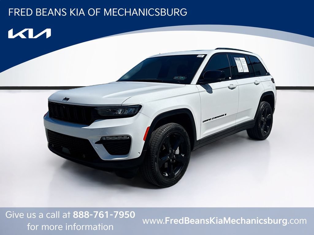 Used 2025 Jeep Grand Cherokee Limited w/ Luxury Tech Group II AWD/4WD image 3