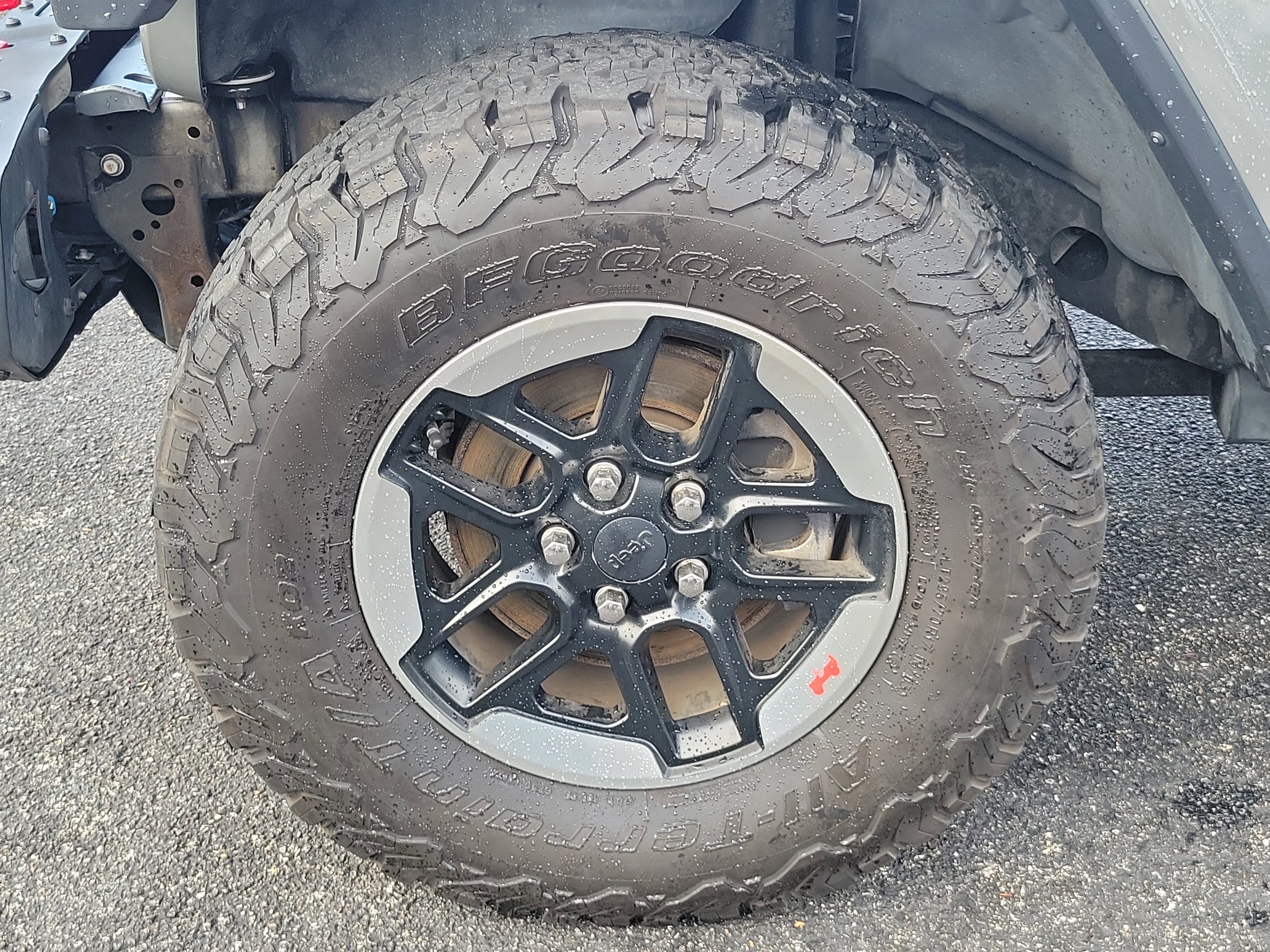 Used 2018 Jeep Wrangler Unlimited Rubicon w/ Dual Top Group image 10