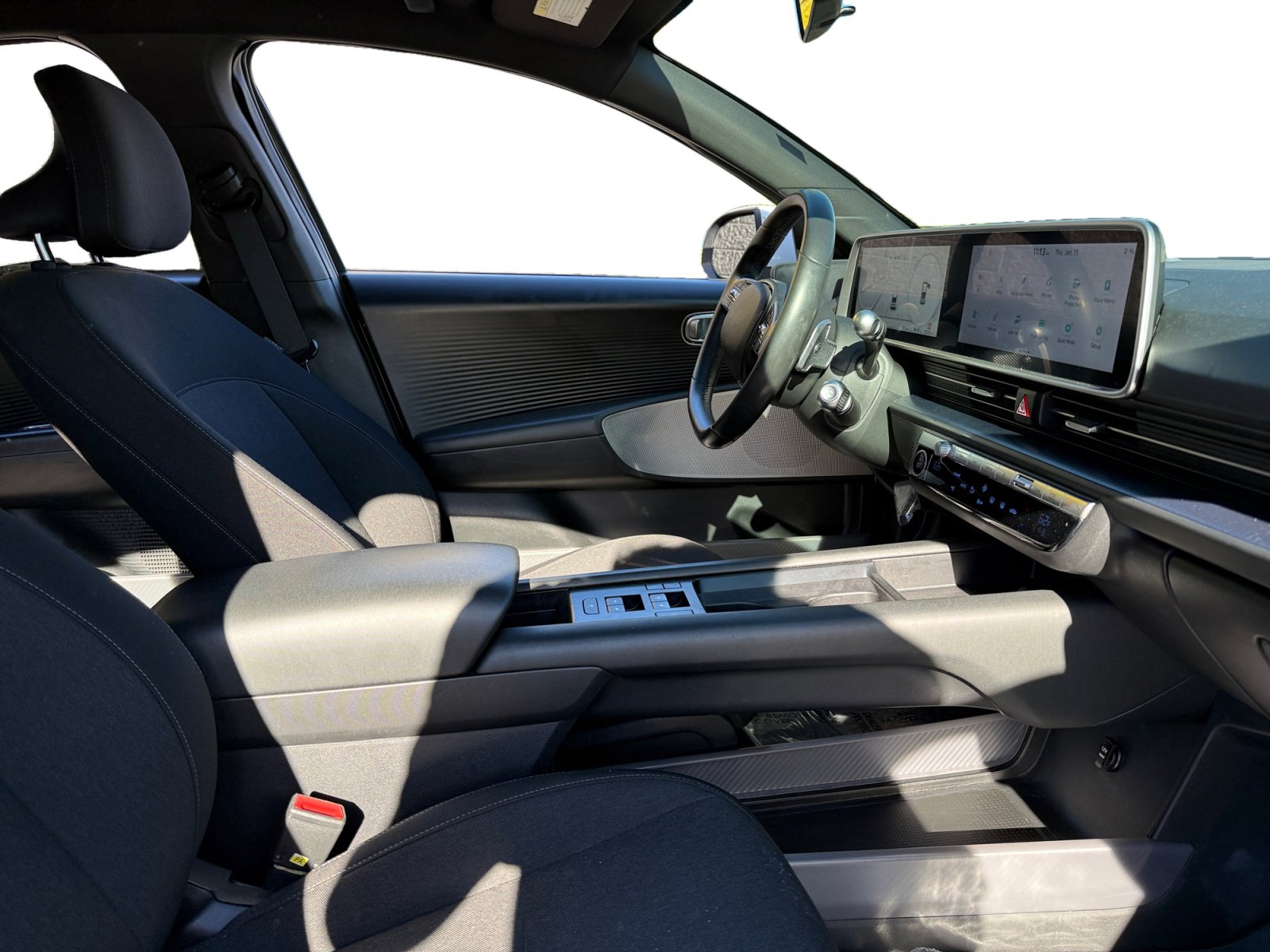 Used 2023 Hyundai Ioniq 6 SE image 14