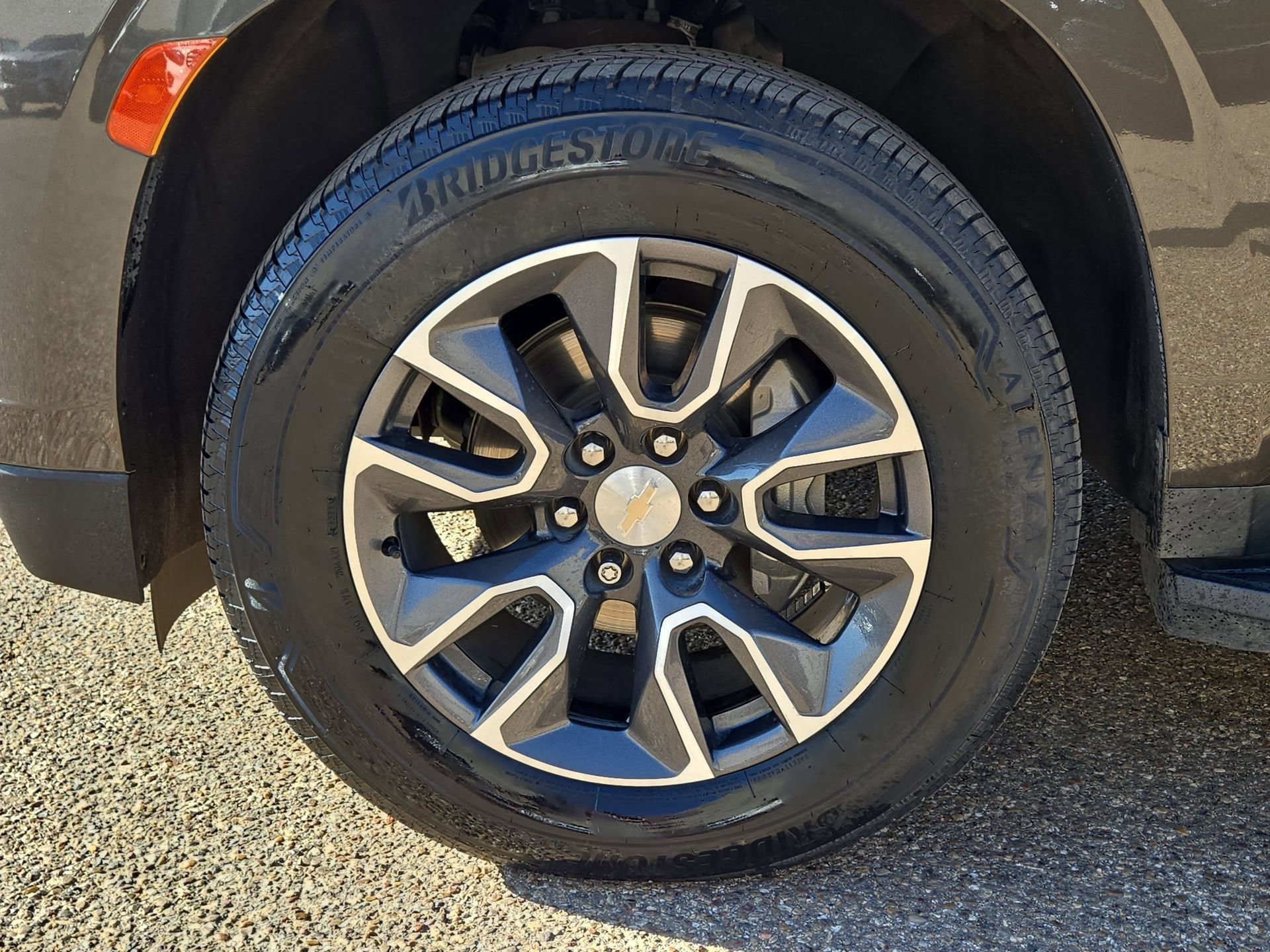 Used 2021 Chevrolet Tahoe LT w/ Luxury Package AWD/4WD image 11