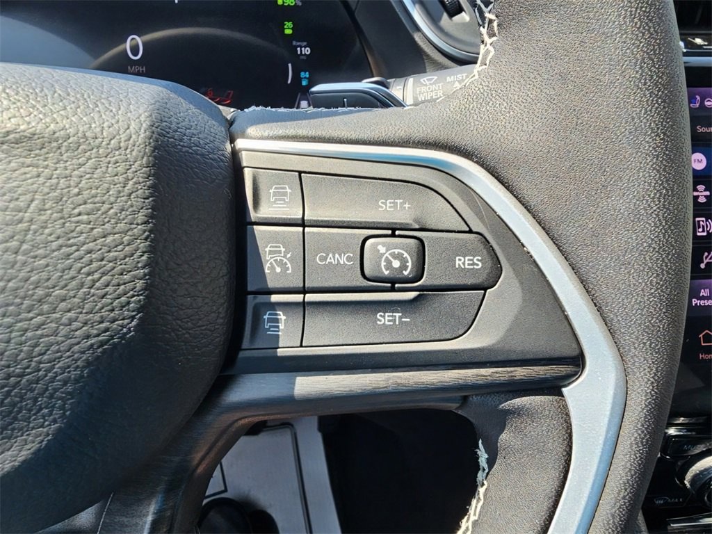 Used 2025 Jeep Grand Cherokee Limited 4xe image 28