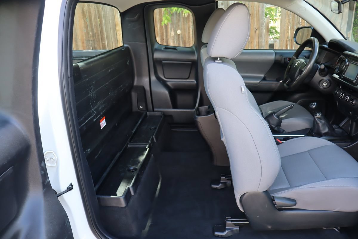 Used 2016 Toyota Tacoma SR AWD/4WD image 19