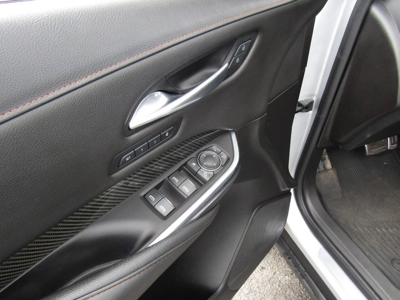 Used 2019 Cadillac XT4 Sport AWD/4WD image 21
