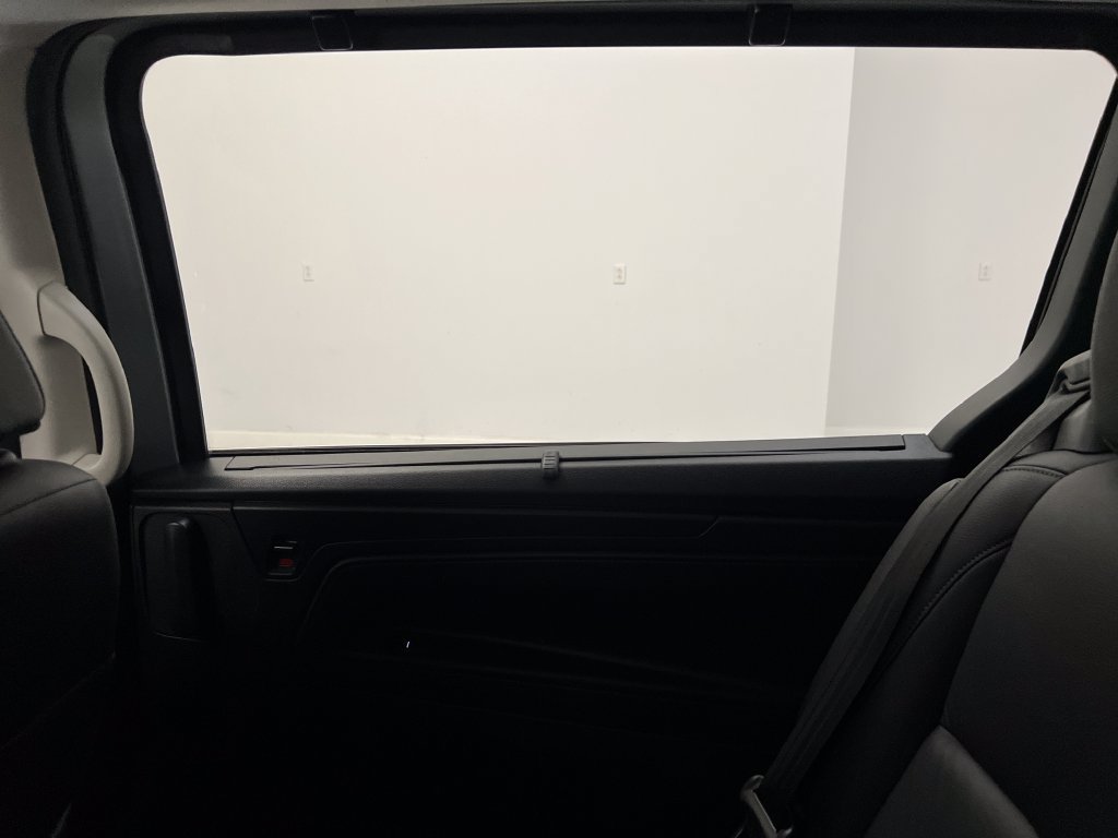 Used 2025 Honda Odyssey EX-L image 42