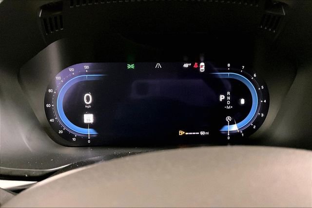 Used 2023 Volvo XC60 B5 Plus image 20