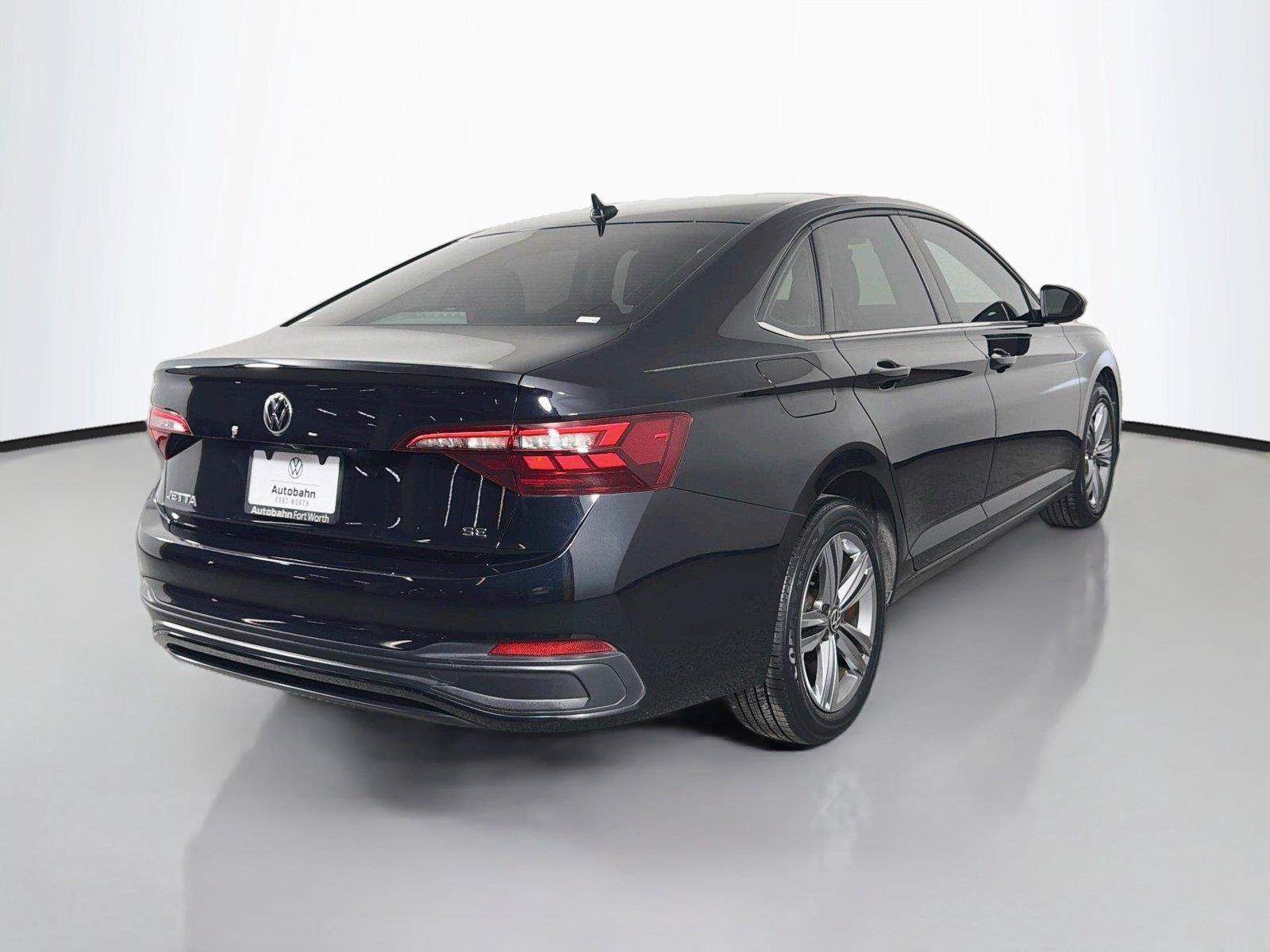 Used 2022 Volkswagen Jetta SE FWD image 5