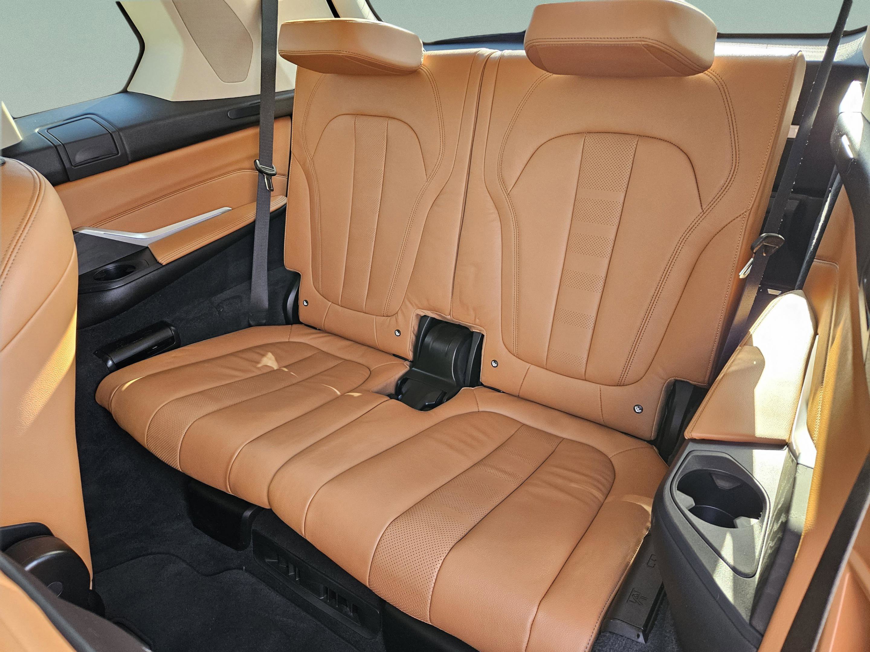 Used 2020 BMW X7 xDrive40i w/ Premium Package image 32