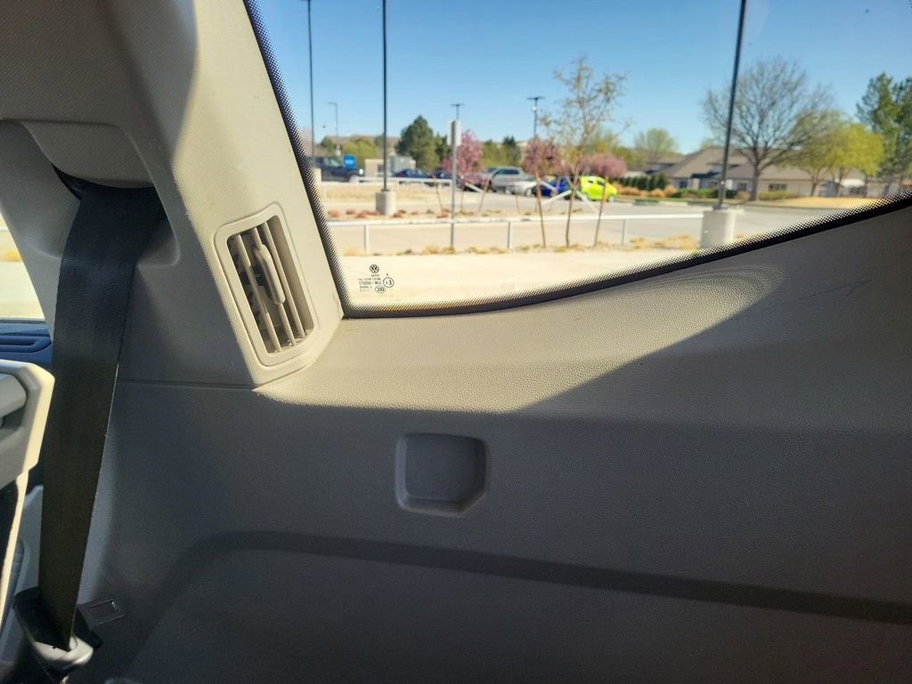 Used 2022 Volkswagen Atlas SE w/ Panoramic Sunroof Package AWD/4WD image 13