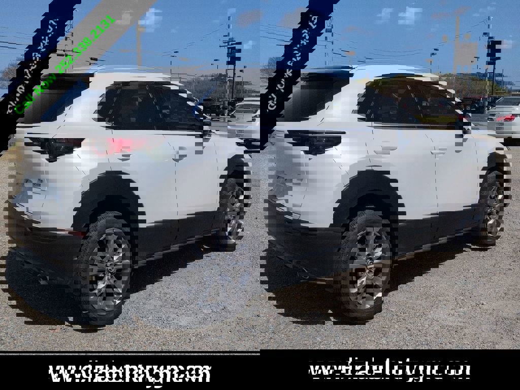 Used 2023 MAZDA CX-30 AWD 2.5 S w/ Premium Package image 4