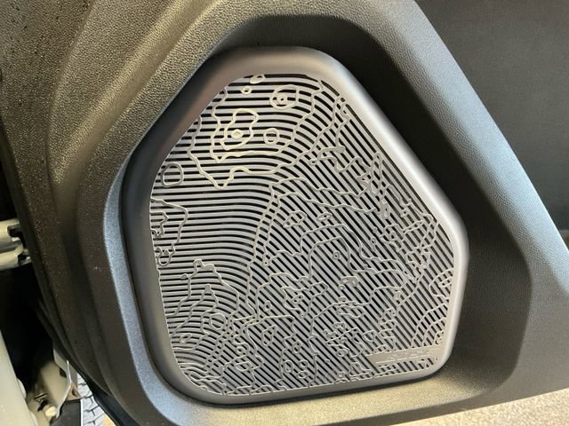 Used 2025 GMC Hummer EV 2X w/ LPO, Illumination Package image 29