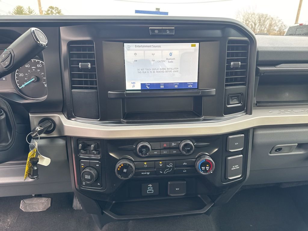 New 2026 Ford F250 XLT w/ FX4 Off-Road Package image 17