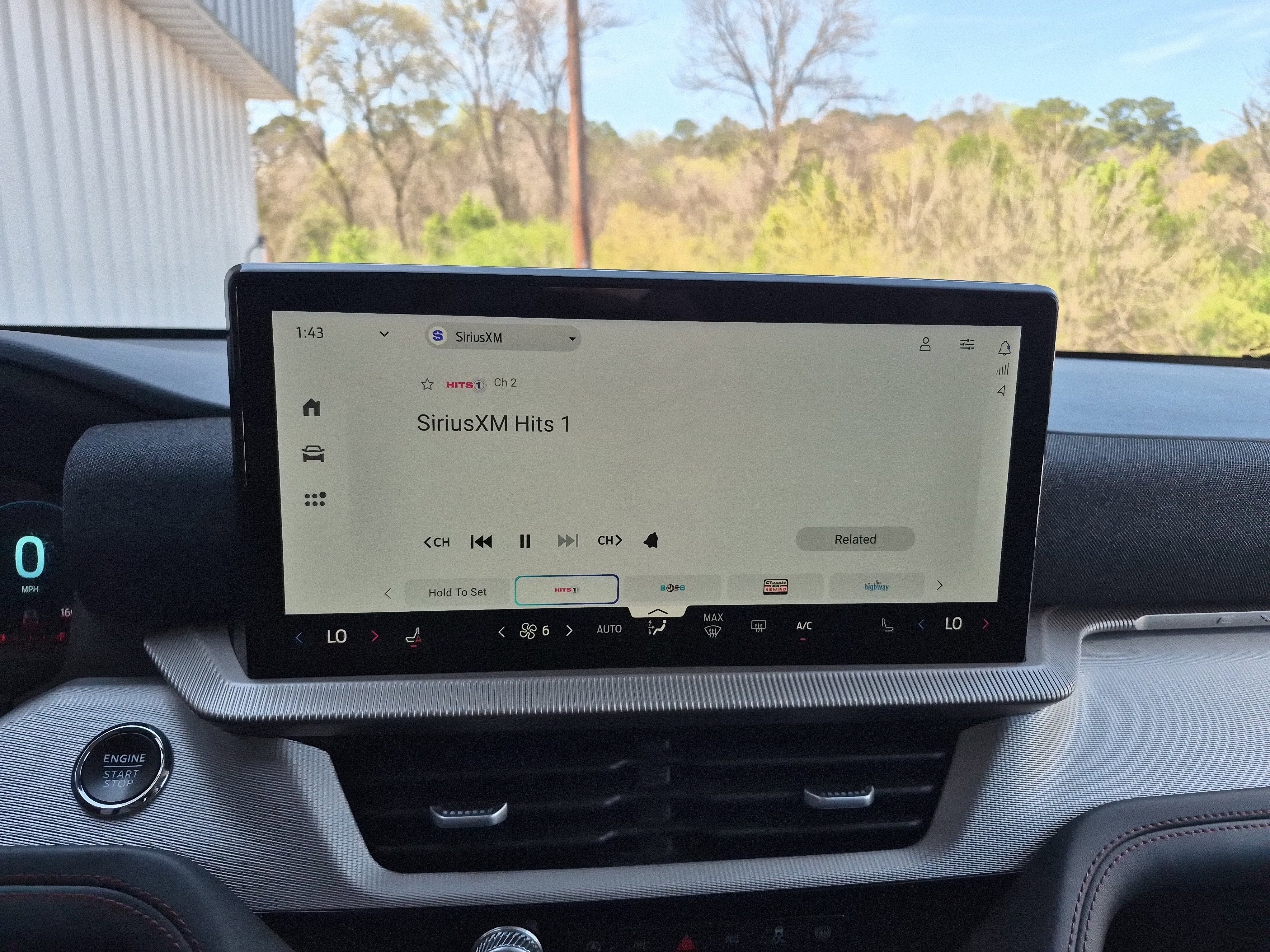 Certified 2025 Ford Explorer Active image 34