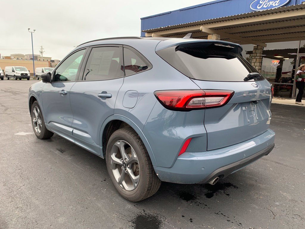 Certified 2023 Ford Escape ST-Line w/ Tech Pack #1 AWD/4WD image 6
