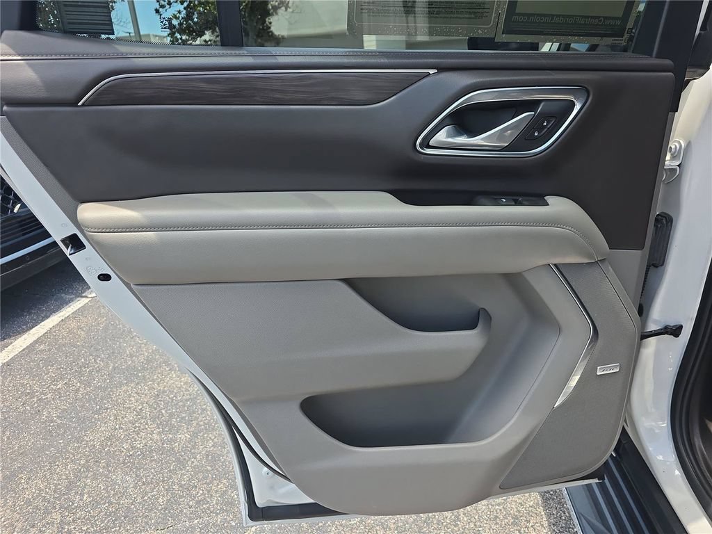Used 2021 Chevrolet Tahoe LT RWD image 16