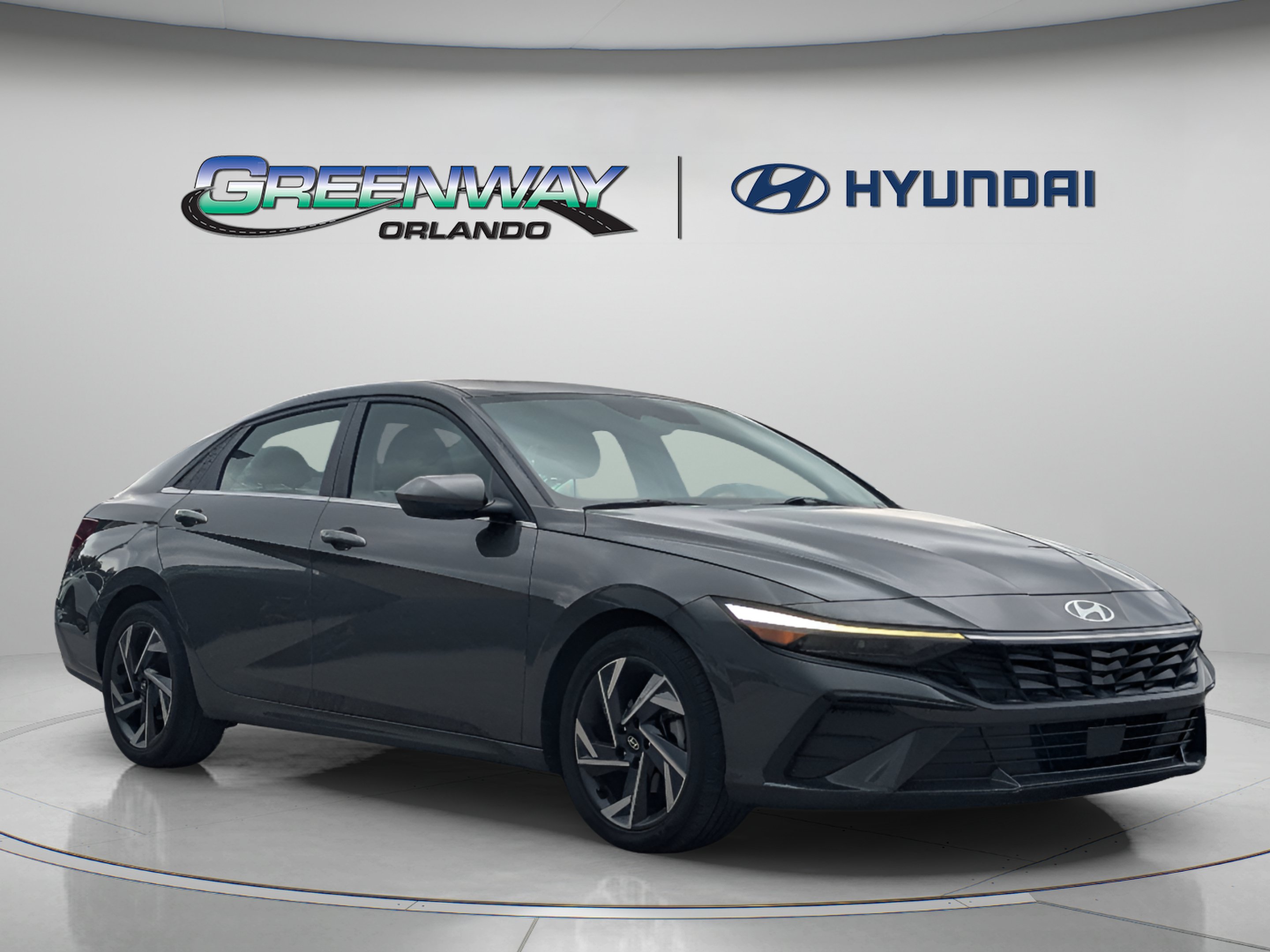 Used 2024 Hyundai Elantra SEL w/ Convenience Package FWD image 2