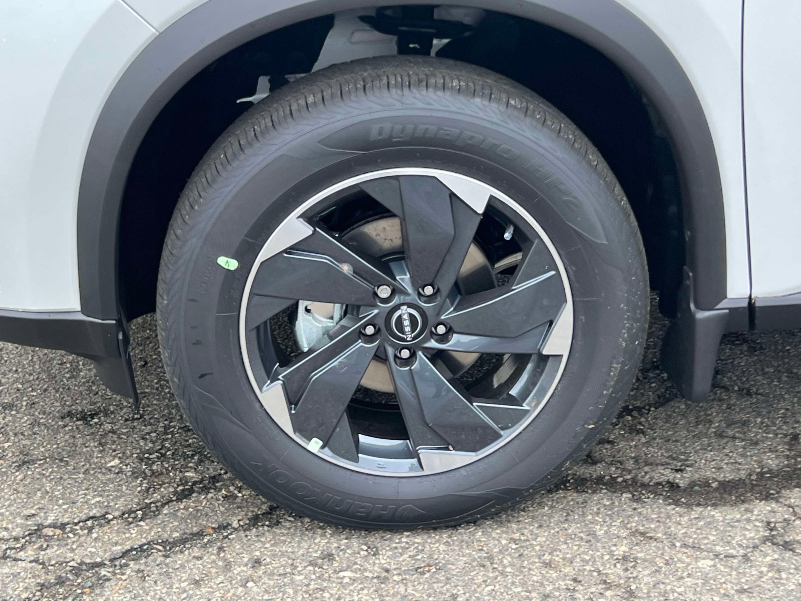 Used 2026 Nissan Rogue SV image 7