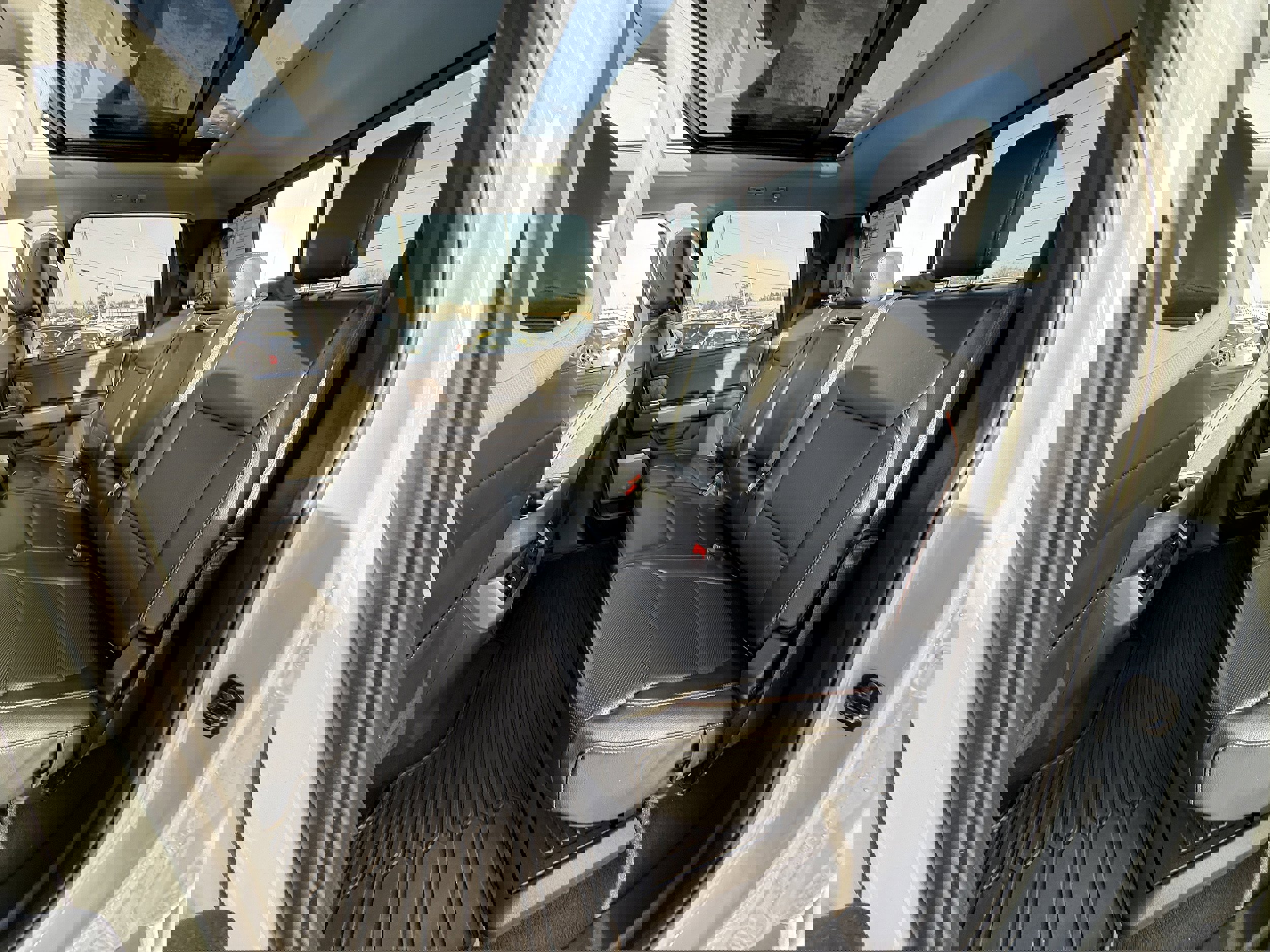 Used 2024 Ford F250 Lariat w/ Lariat Ultimate Package image 34