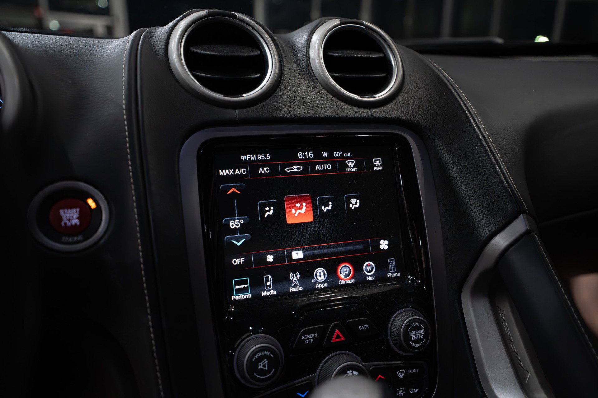 Used 2013 SRT Viper GTS w/ GTS Laguna Interior Pkg image 18