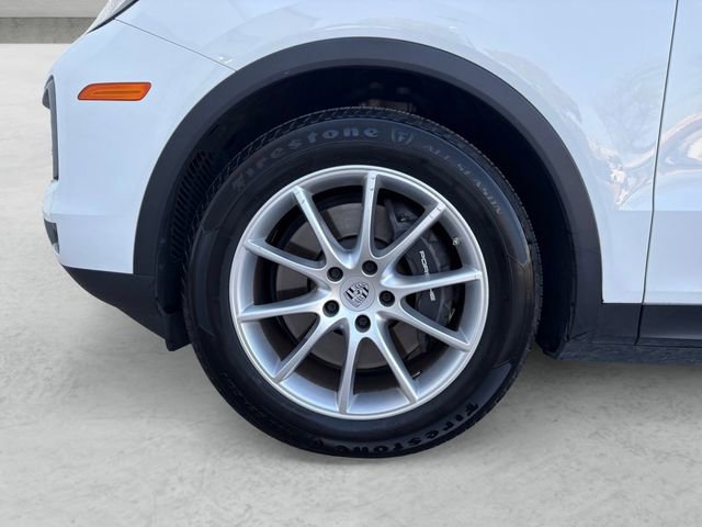 Used 2024 Porsche Cayenne AWD/4WD image 23