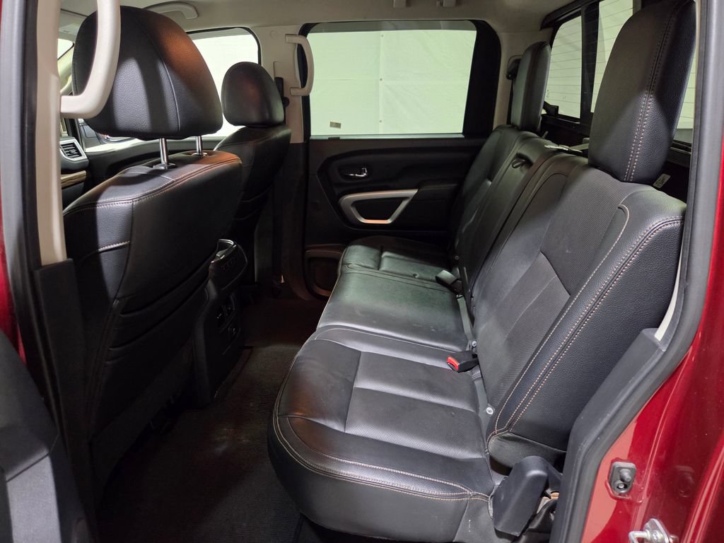 Used 2017 Nissan Titan SL AWD/4WD image 15