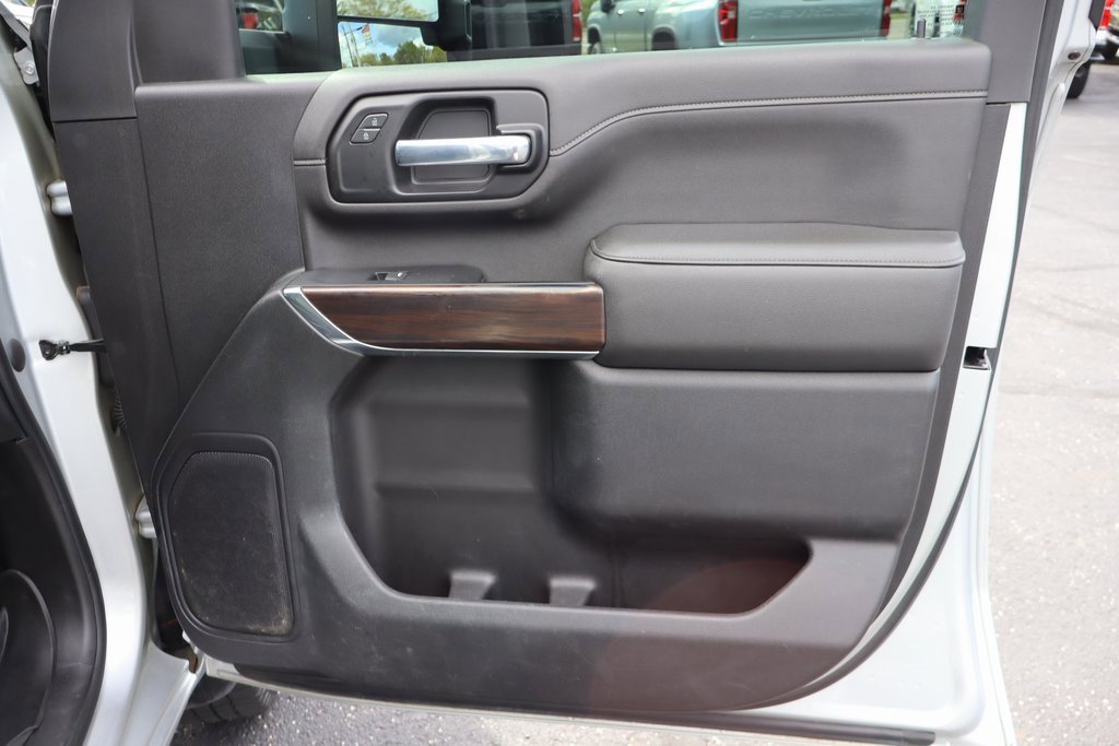 Used 2022 GMC Sierra 3500 SLT w/ SLT Convenience Package image 23