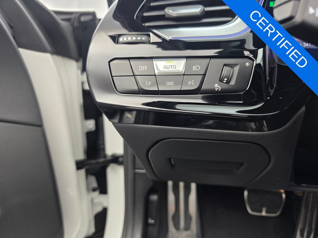 Certified 2026 BMW Z4 M40i RWD image 24