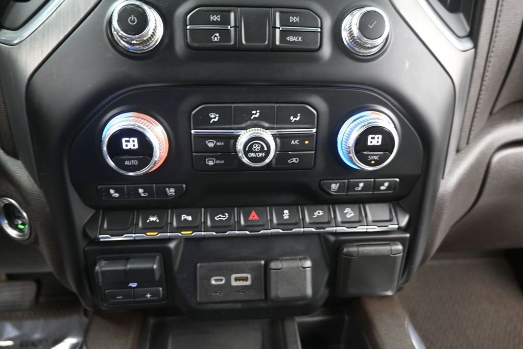 Used 2021 GMC Sierra 1500 Denali w/ Driver Alert Package II AWD/4WD image 17