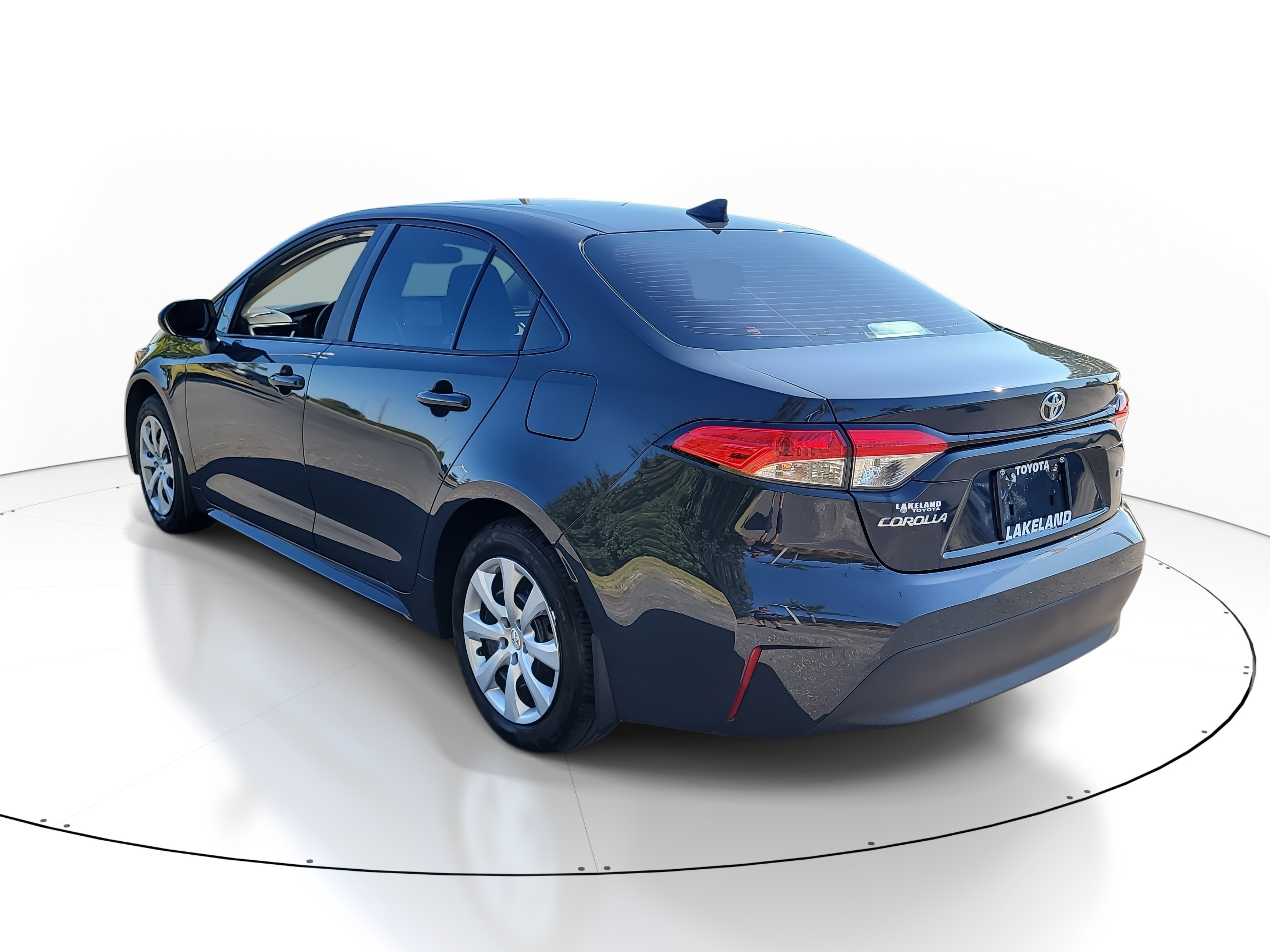 Certified 2025 Toyota Corolla LE image 6