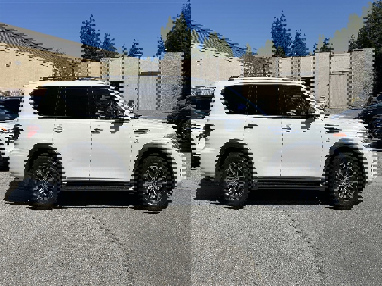 Certified 2020 Nissan Armada SL w/ Premium Package image 3