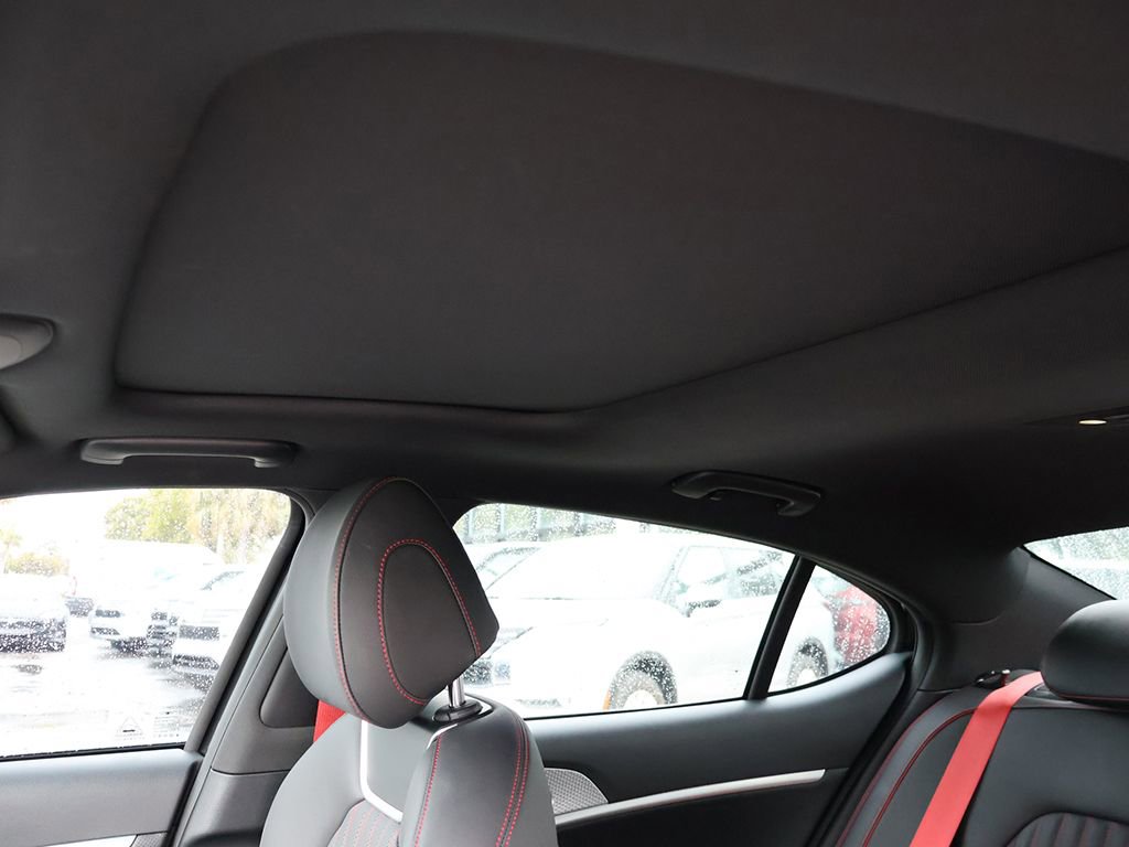 Used 2023 Genesis G70 2.0T w/ Sport Prestige Package RWD image 22