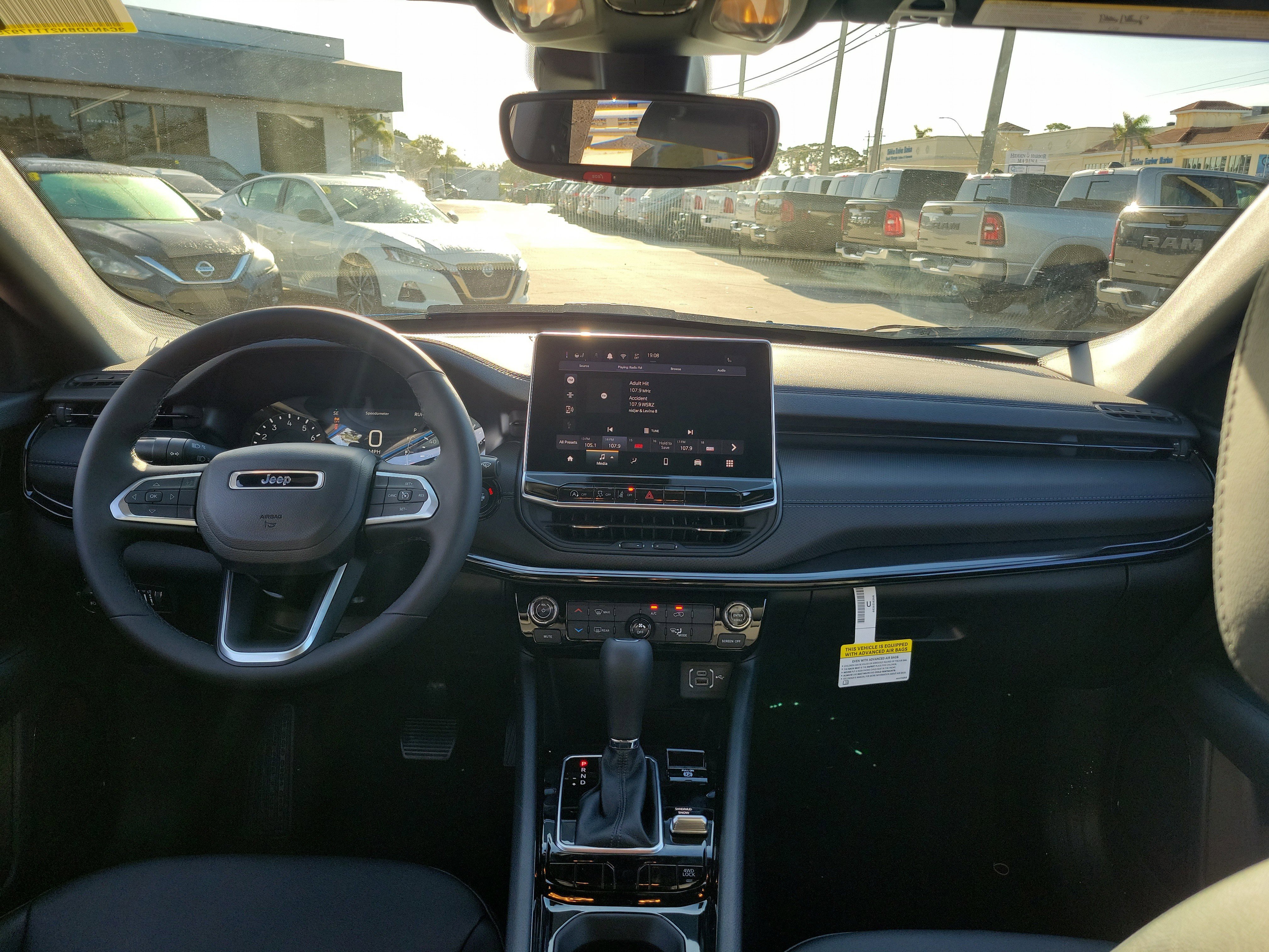 New 2026 Jeep Compass Latitude image 8