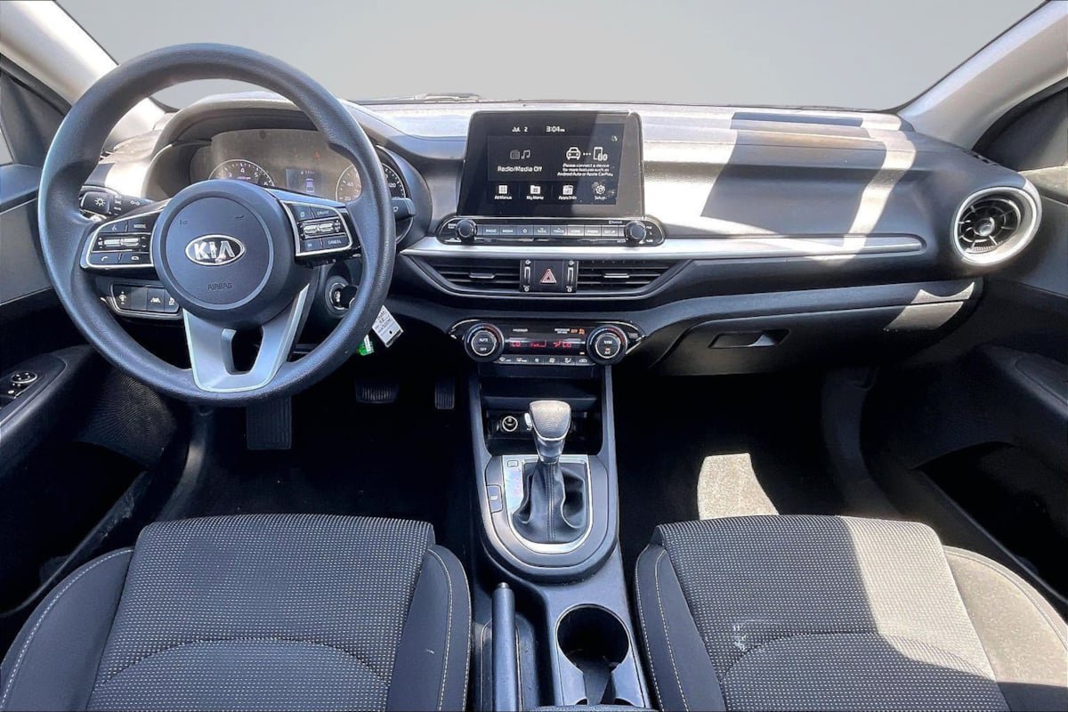 Used 2019 Kia Forte LXS FWD image 16