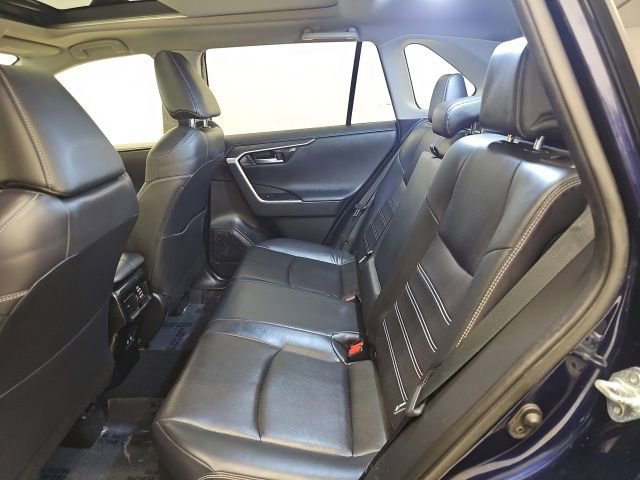 Used 2020 Toyota RAV4 Limited image 30