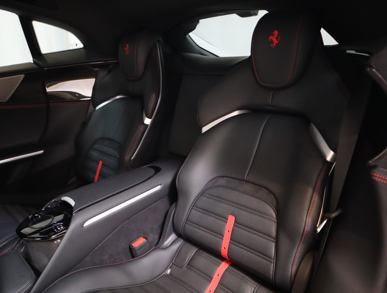 Certified 2025 Ferrari Purosangue image 25