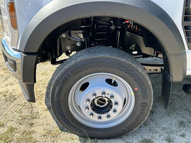 New 2025 Ford F550 4x4 Regular Cab Super Duty w/ XL Chrome Package image 10