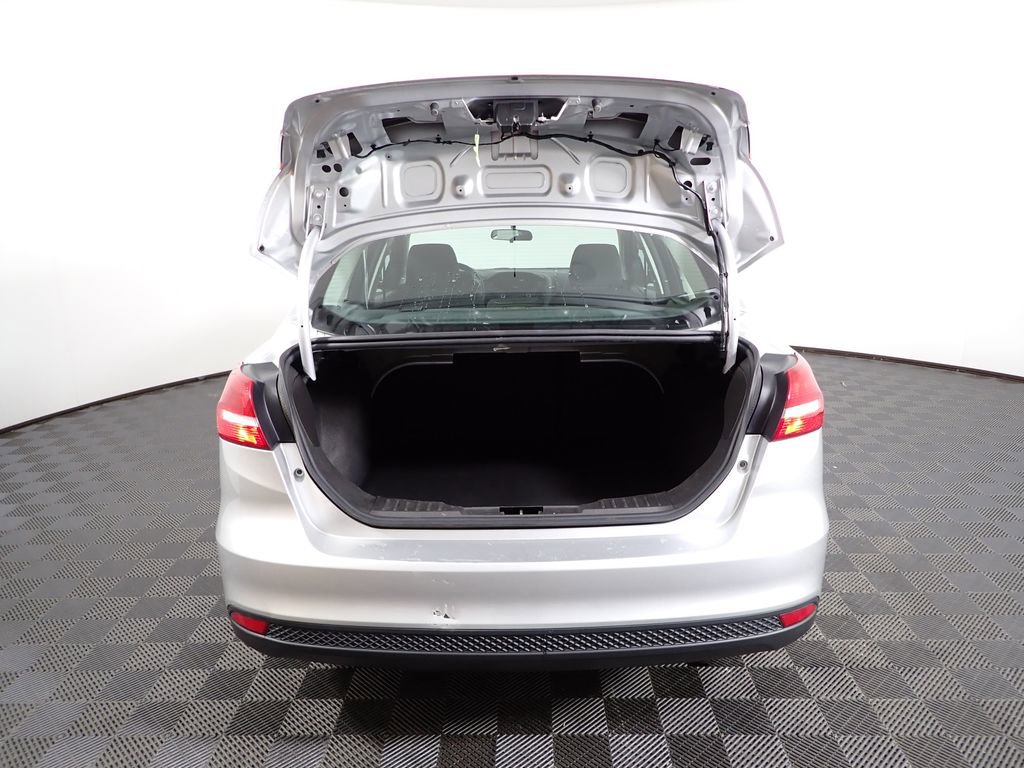 Used 2017 Ford Focus S FWD image 14