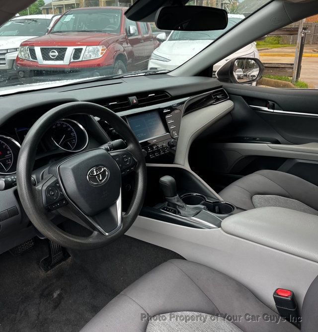 Used 2020 Toyota Camry LE FWD image 16