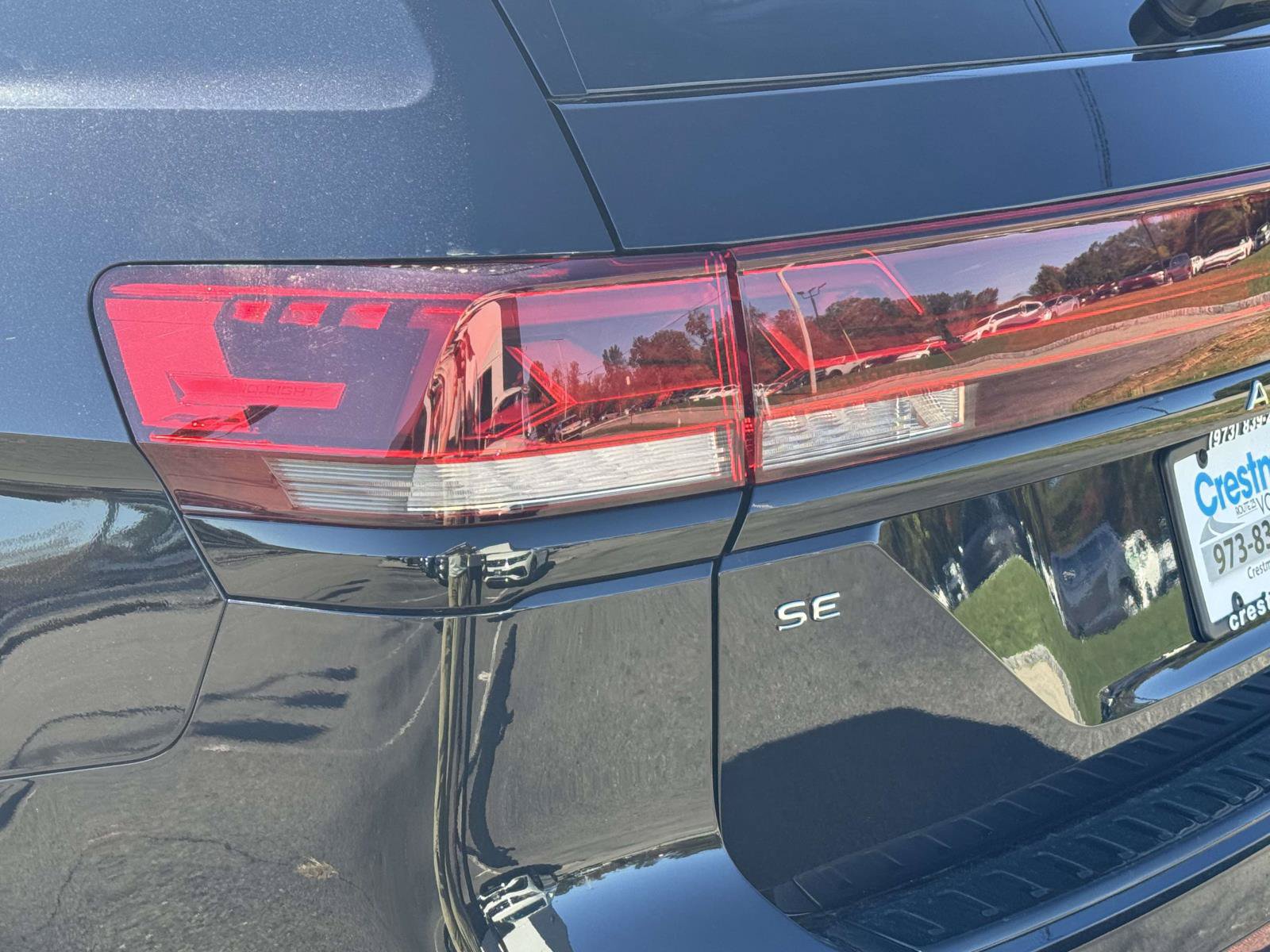 Certified 2026 Volkswagen Atlas Peak Edition AWD/4WD image 8