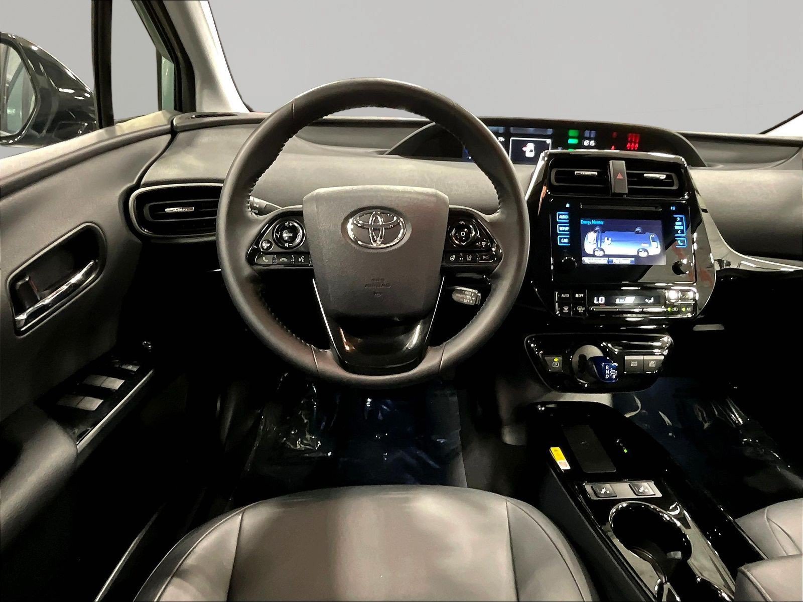 Used 2019 Toyota Prius XLE FWD image 8