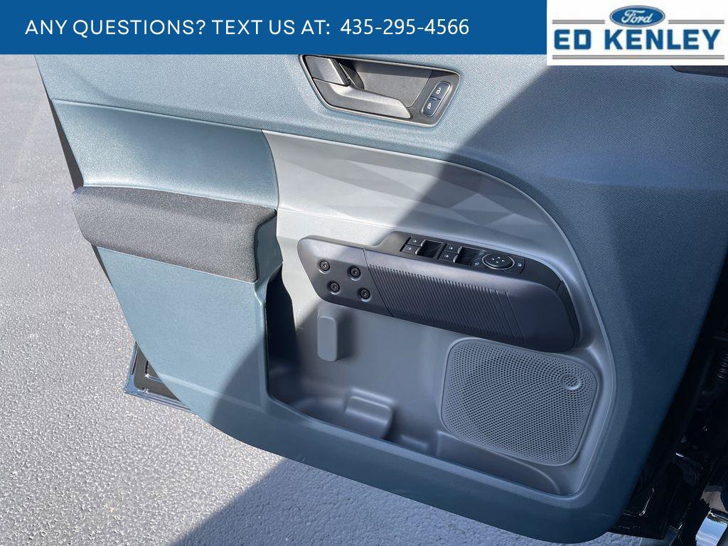 New 2025 Ford Maverick XL w/ Equipment Group 101A image 18