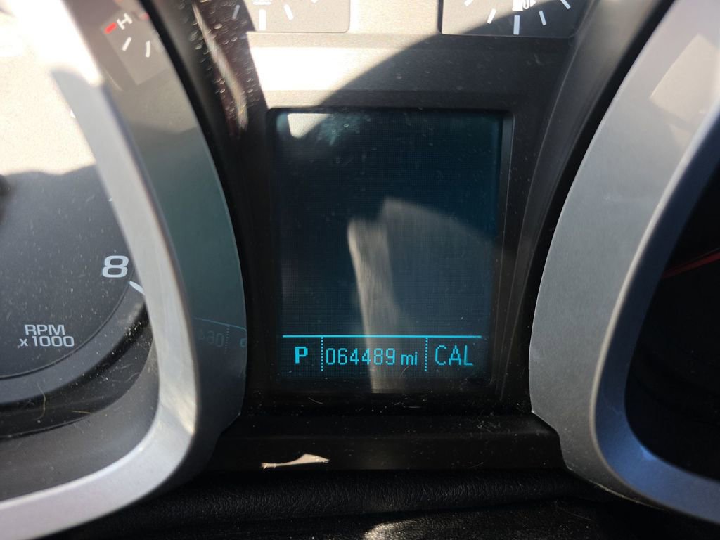Used 2016 Chevrolet Equinox LTZ w/ Enhanced Convenience Package AWD/4WD image 11