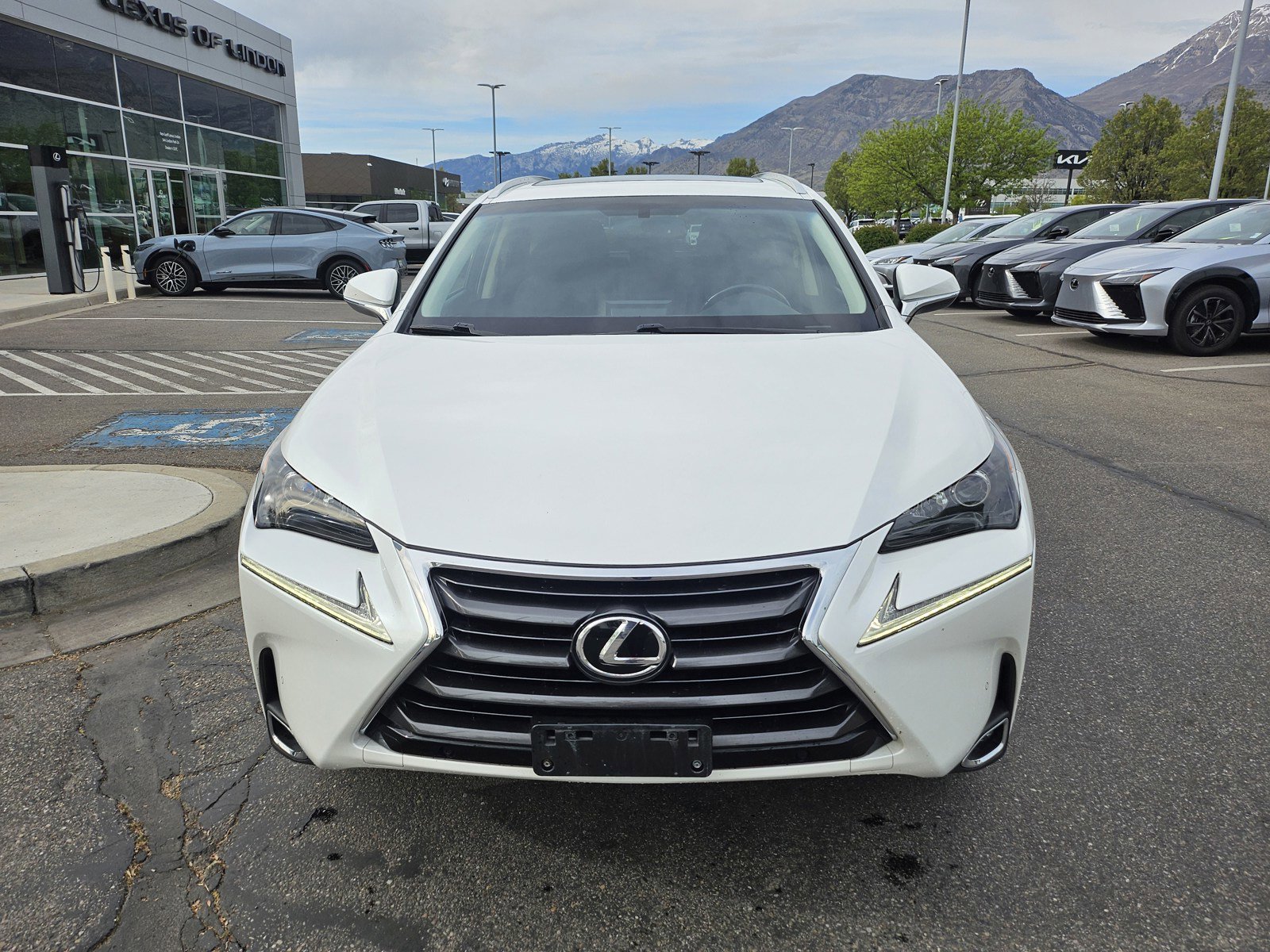 Used 2015 Lexus NX 200t AWD w/ Premium Package image 2