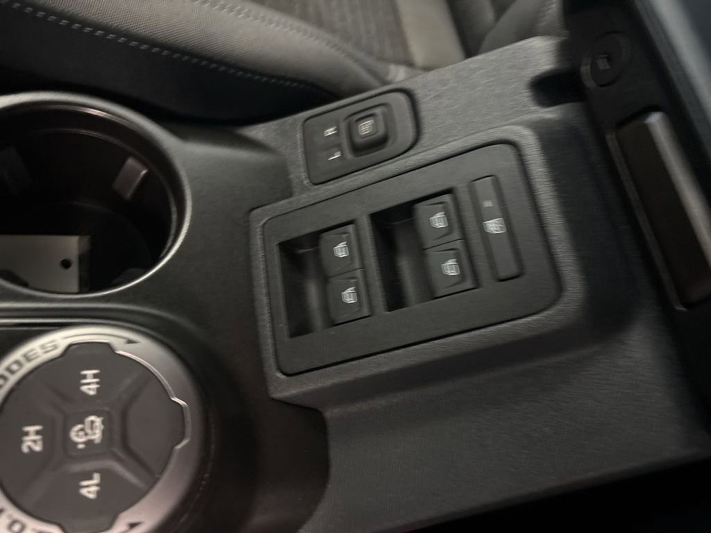 Used 2022 Ford Bronco Outer Banks AWD/4WD image 24