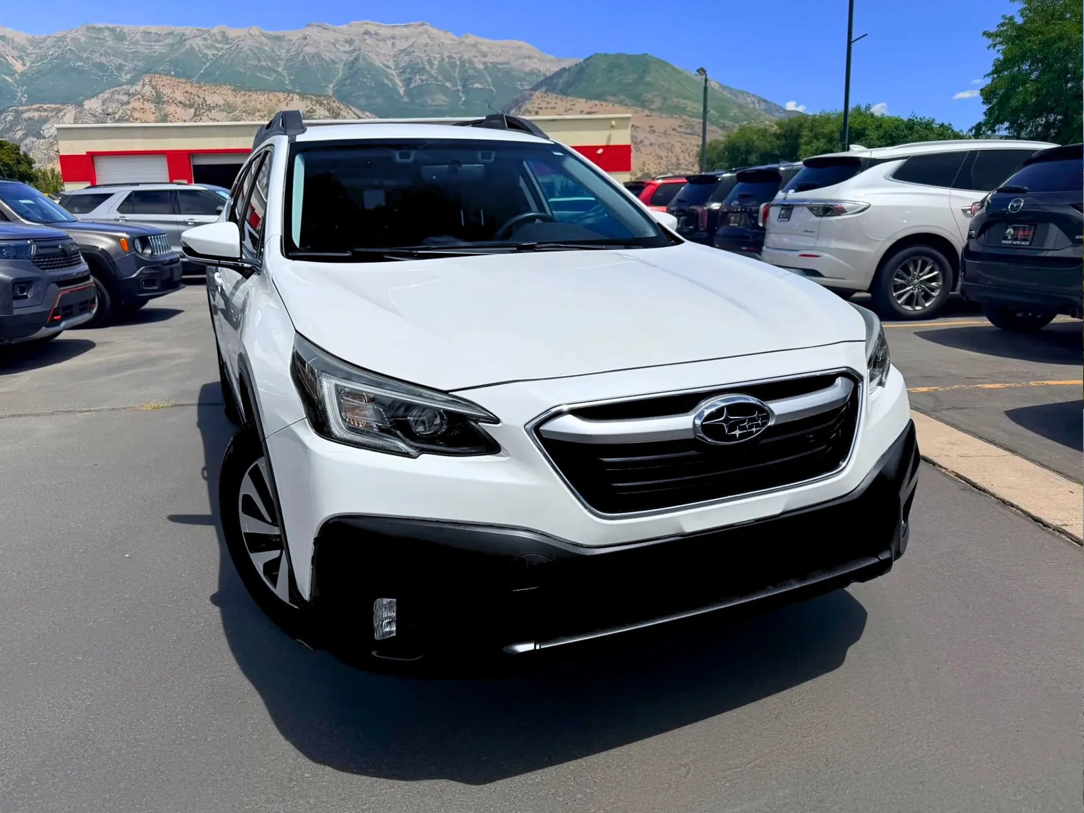 Used 2021 Subaru Outback Premium w/ Popular Package #1 AWD/4WD image 2